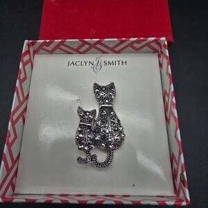 Jaclyn Smith Silver Tone Cat Brooch In Box 1990s Jewelry